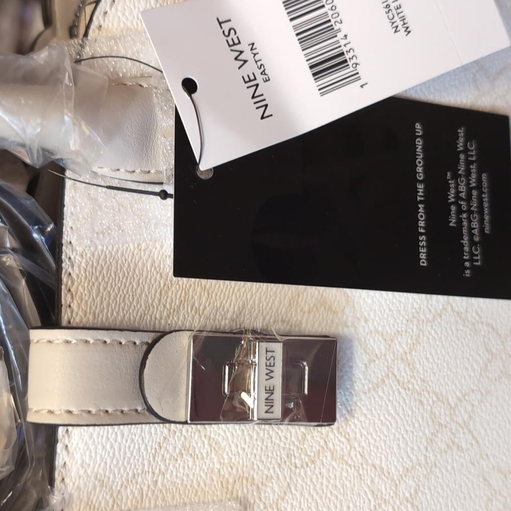 Nine West White and Black Satchel - Picture 4 of 9